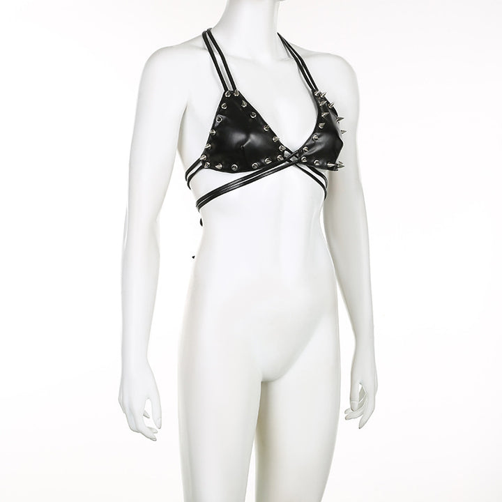 Sujetador con pinchos