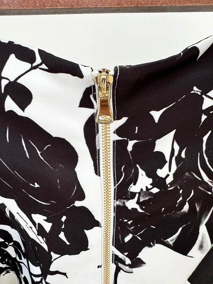 Falda de rosa de metal