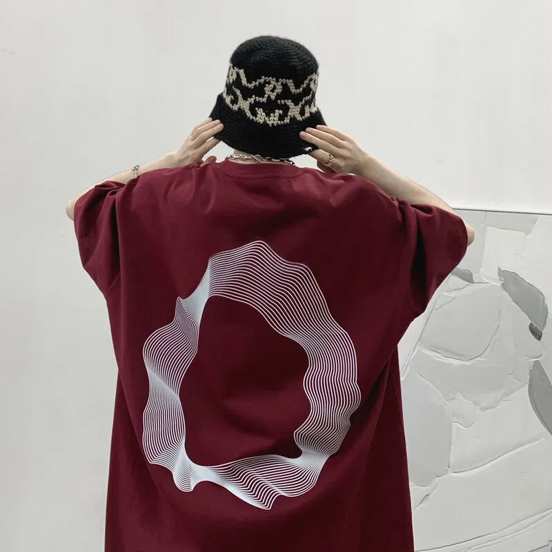 Camiseta con estampado circular irregular 