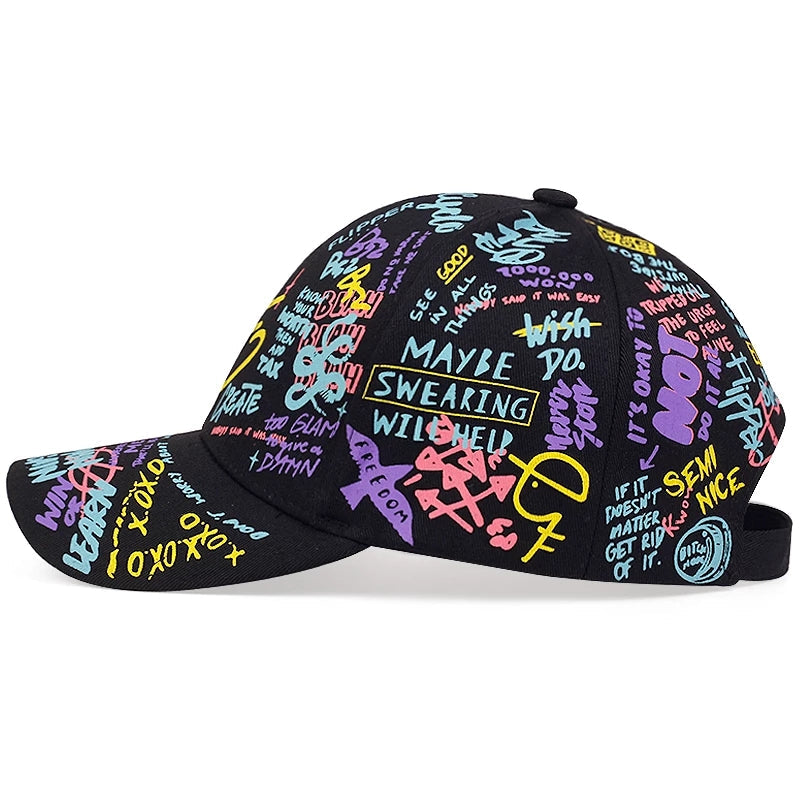 Gorra de béisbol con grafiti