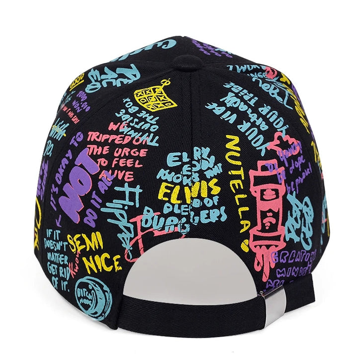 Gorra de béisbol con grafiti